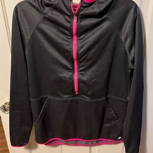 Sweatshirt by Energy Zone, hooded with 1/2 zip and front pocket